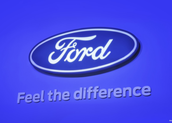 Ford will test connected cars on its own LTE/5G network